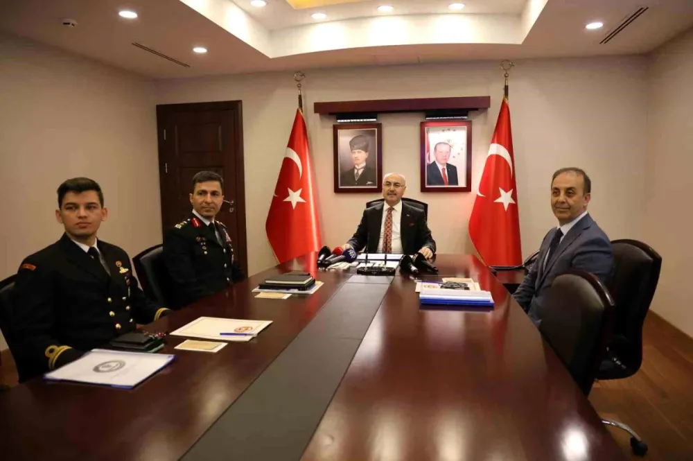 Adana Valisi: 