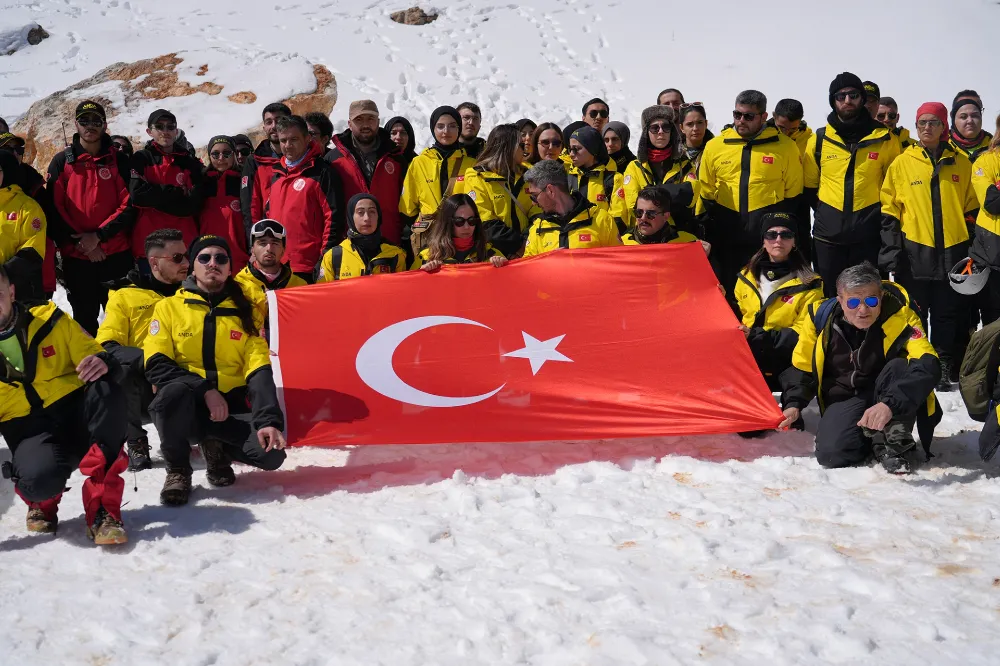  Merhum Lı̇der Yazıcıoğlu, ölümünün 15. yıldönümünde anıldı