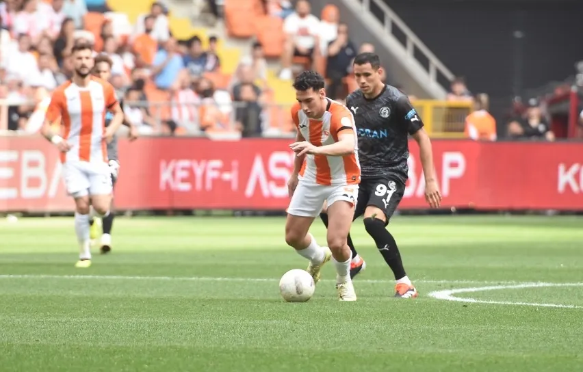 Adanaspor kendini ateşe attı: 1-1