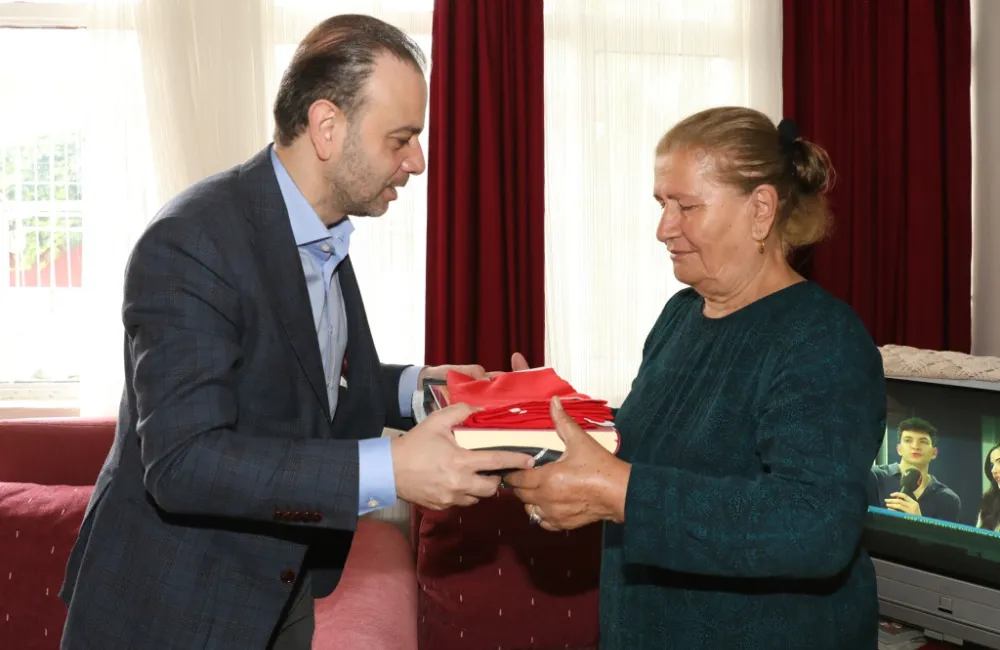  Ozan Gülaçtı, 