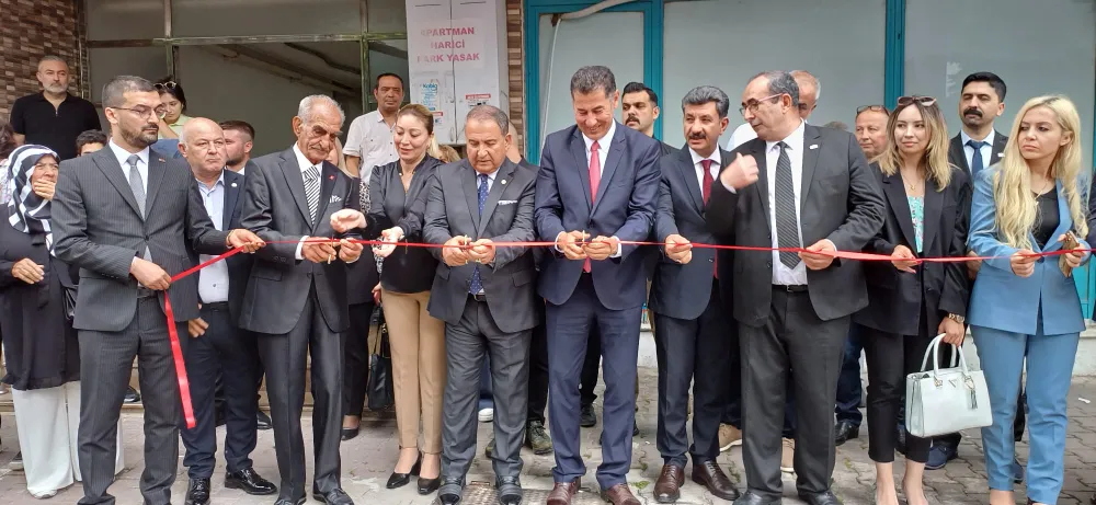    Türkiye İttifak Partisi Adana il   Başkanlığı  hizmet binası açıldı