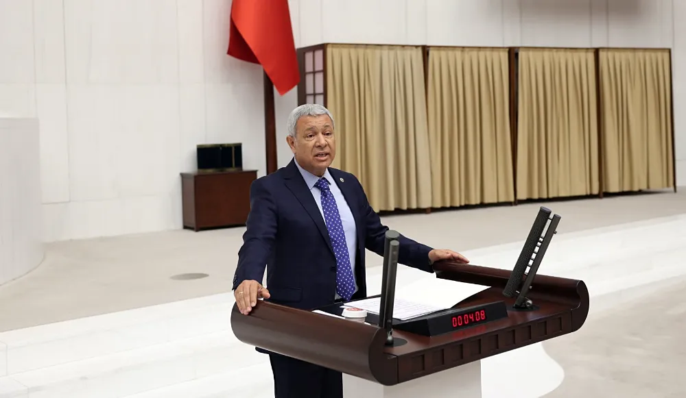 Orhan Sümer;