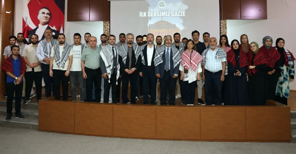 Çukurova Üniversitesinde İlk Ders Gazze!