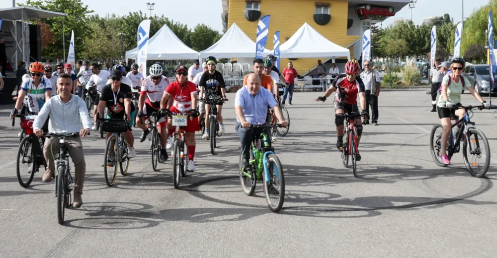 Yüreğir’de pedallar can dostlar için çevrildi