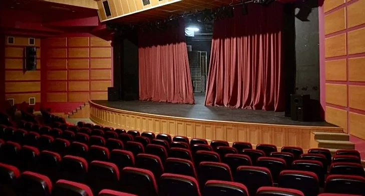 19 şehir tiyatrosu 22 oyun sahneleyecek