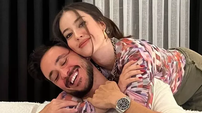 Bomba iddia: Pelin Akil ve Anıl Altan boşanmadı! O ülkeden vatandaşlık almak için...