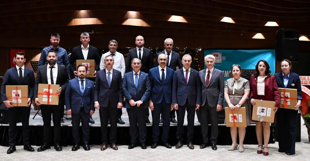  Uludağ, “Öğretmenlerimiz bu milletin aklı, vicdanı ve ışığıdır”