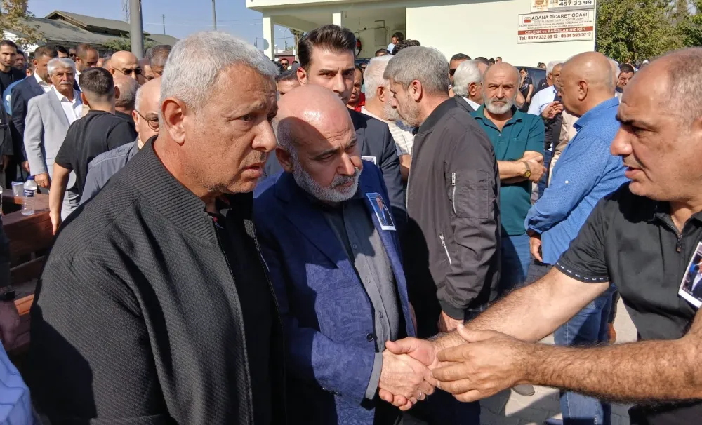 Siyasetçileri buluşturan cenaze!