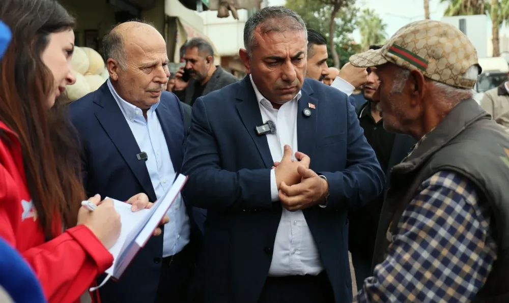 Başkan Demirçalı ve Vaşkan vekili Geçer, Kozan yolu esnafıyla buluştu