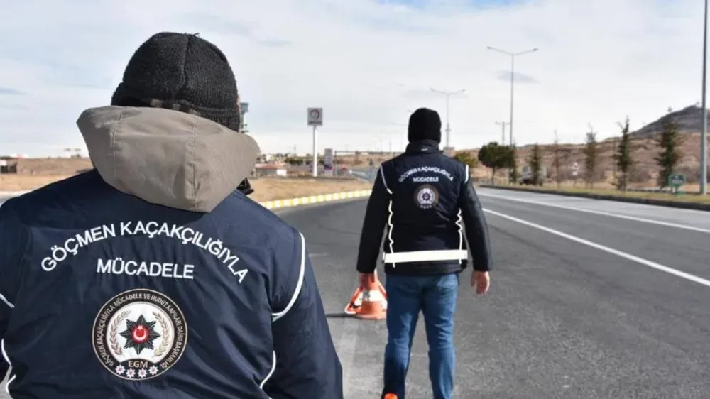 Türkiye’den 20 bin dolara Avrupa’ya insan kaçırıyor