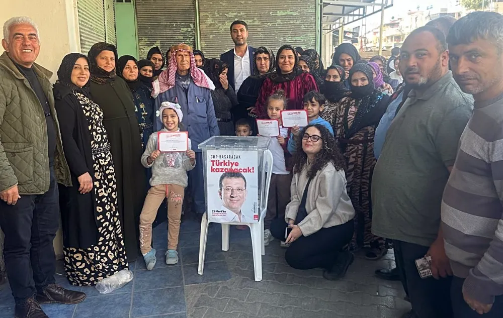 İsmail Ceylan Yüreğir’de sandıkları gezdi