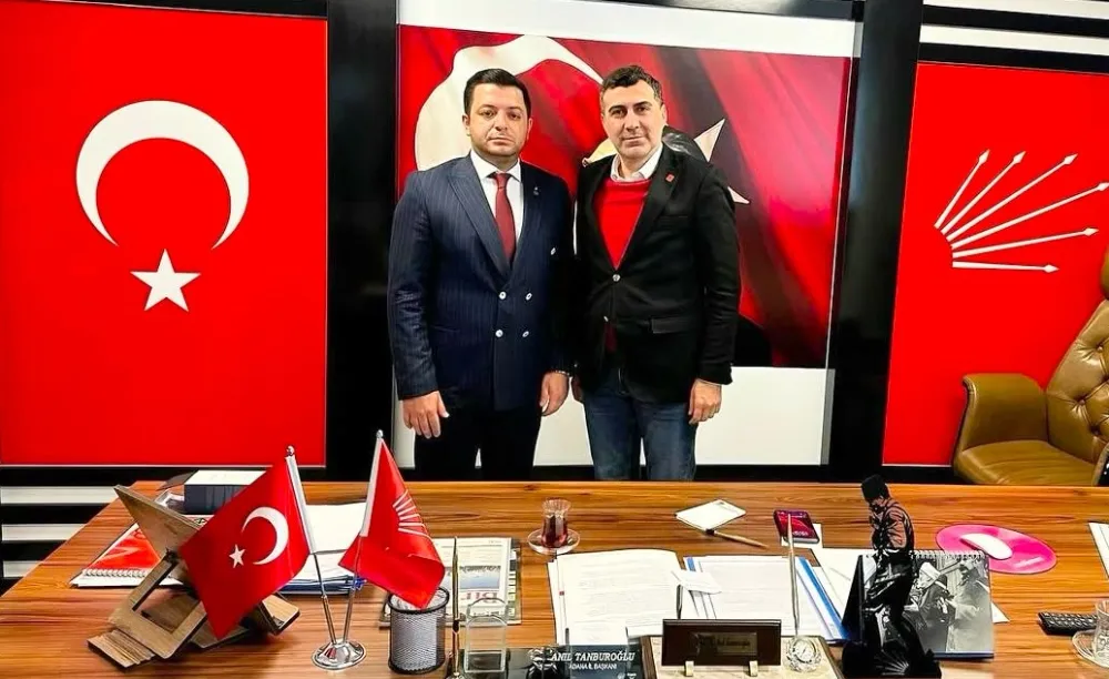 Adana Zafer Partisinden CHP’ye destek ziyareti