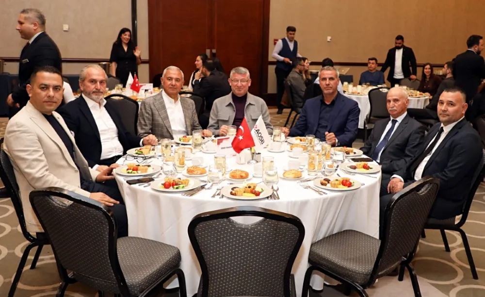 AOSB Ailesi Geleneksel İftar Yemeğinde Bir Araya Geldi