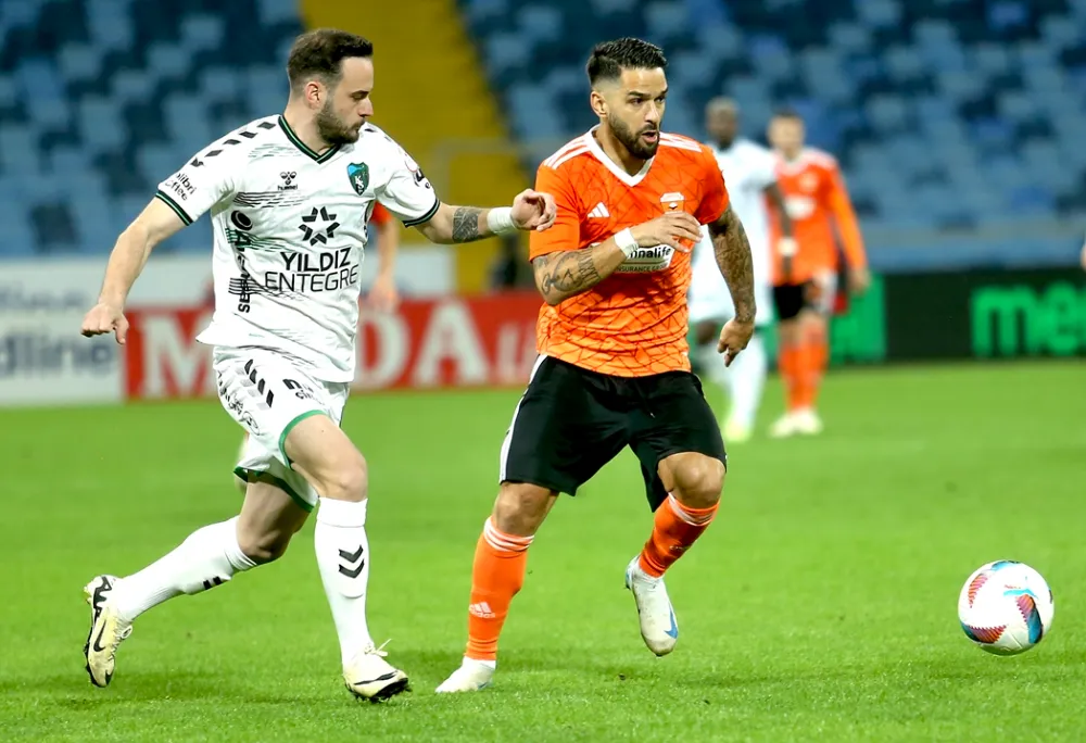 Adanaspor dibe vurdu: 1-4 