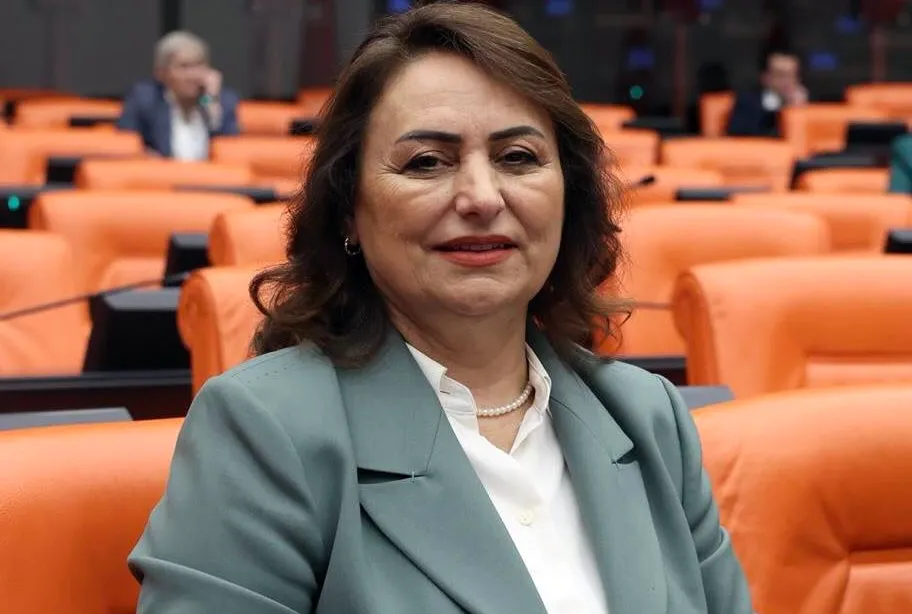 “Çiftçinin suyu yok, üreticinin yolu yok!”