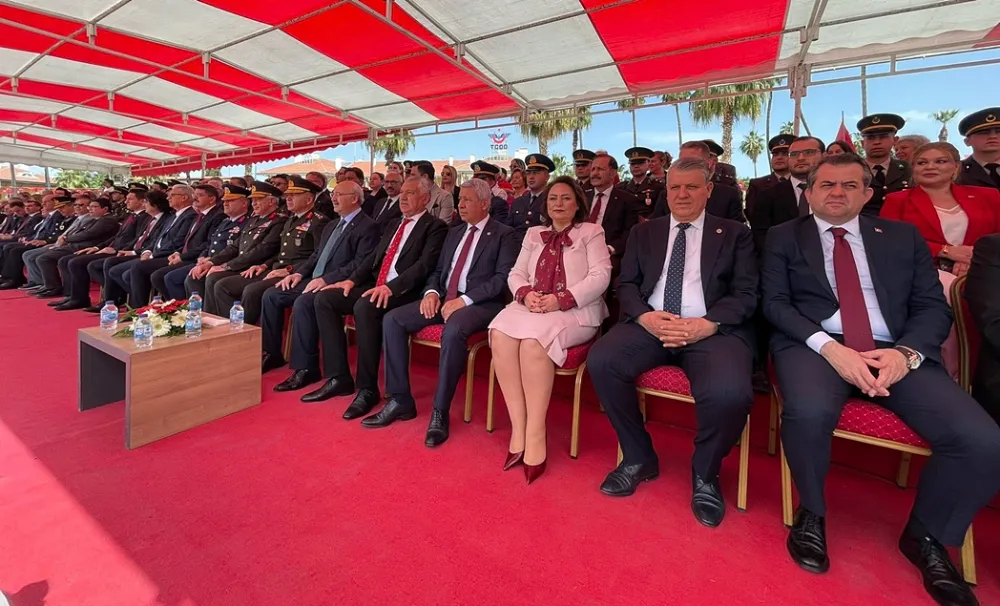  Adana’da 23 Nisan coşkuyla kutlandı...