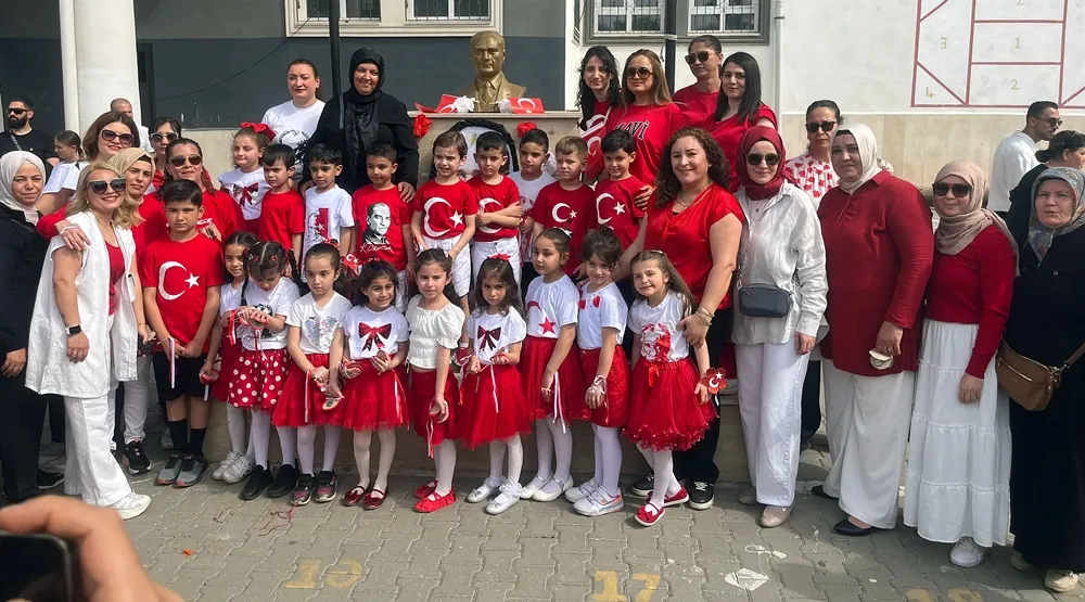 Ana sınıfı öğrencilerinin muhteşem gösterisi