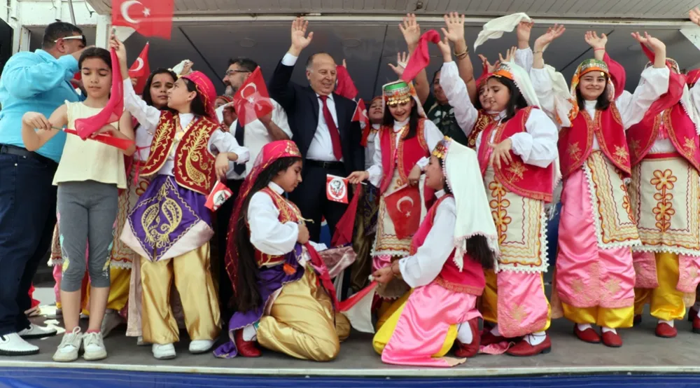 Yüreğir’de coşkulu çocuk festivali 