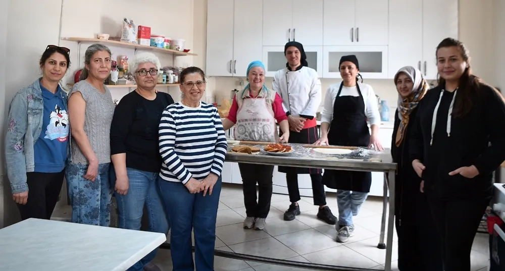 Çukurovalı usta aşçılar iş başında...