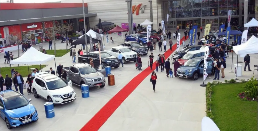 Medyapark Adana “Oto Show “etkinliği düzenliyor...
