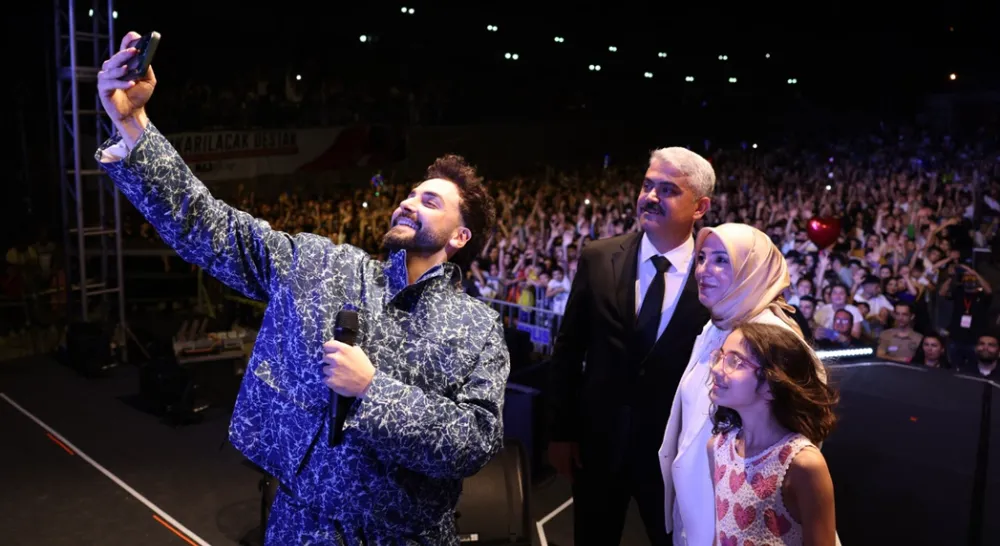 Pozantı Kurtuluş gününde sallandı...