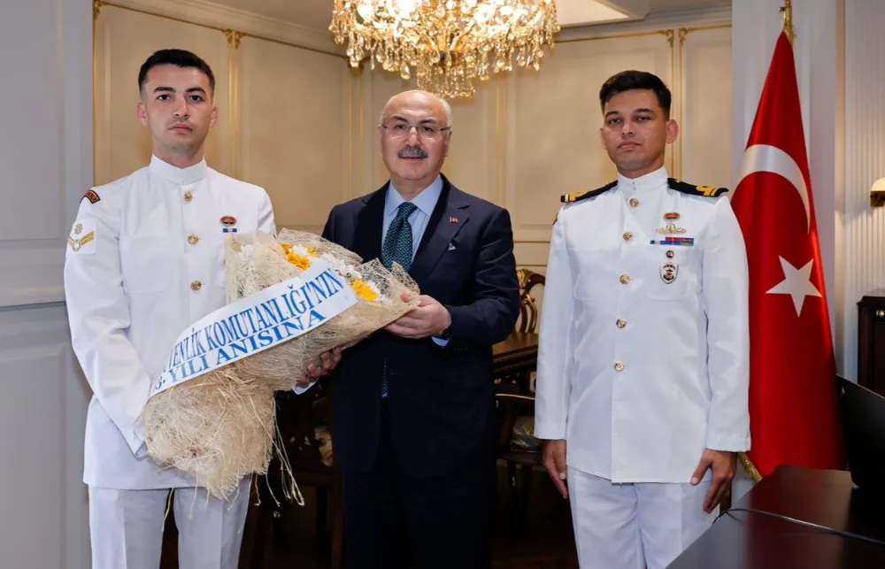 Sahil güvenlik komutanlığından Vali Köşger’e ziyaret