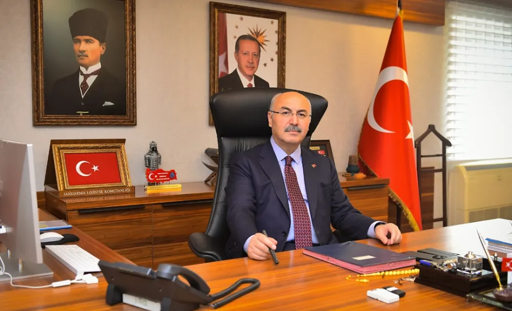 Vali Köşger, “Zaferin Adı Türkiye”