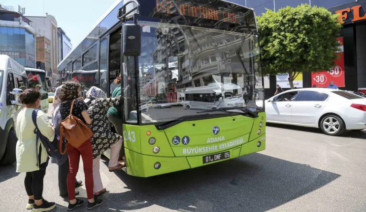 15 Temmuz’da Adana’da toplu taşıma ücretsiz olacak