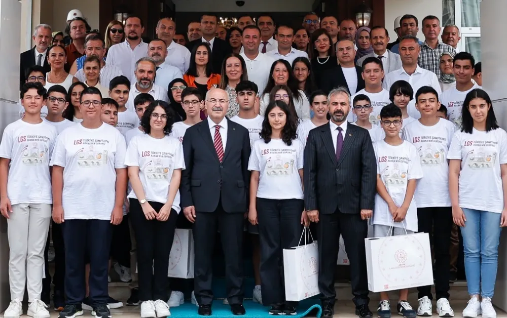 Vali Köşger LGS birincileriyle bir araya geldi