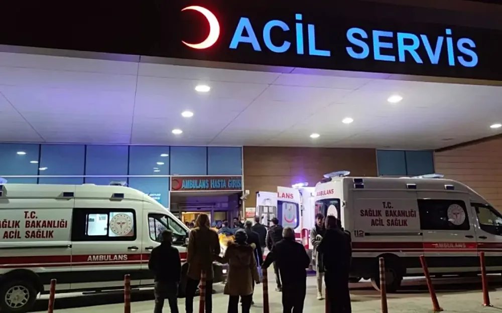Sokakta bıçaklı saldırıya uğrayan bir kişi ağır yaralandı