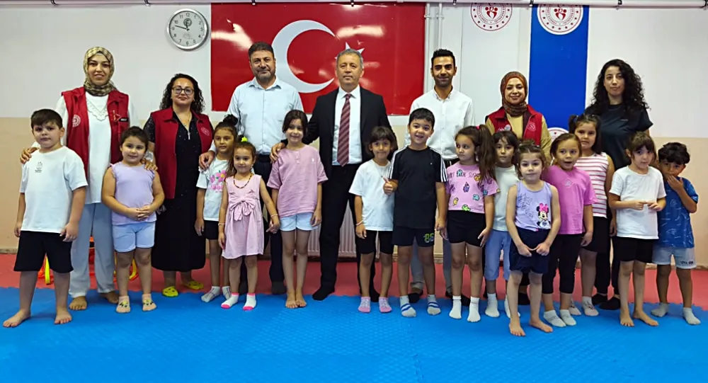  İl Müdürü Loğoğlu’ndan GSB Gençlik Yaz Kulübü’ne Ziyaret