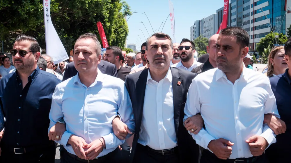 CHP İl Başkanı Tanburoğlu: “Sakın tutuklama yapmayın”