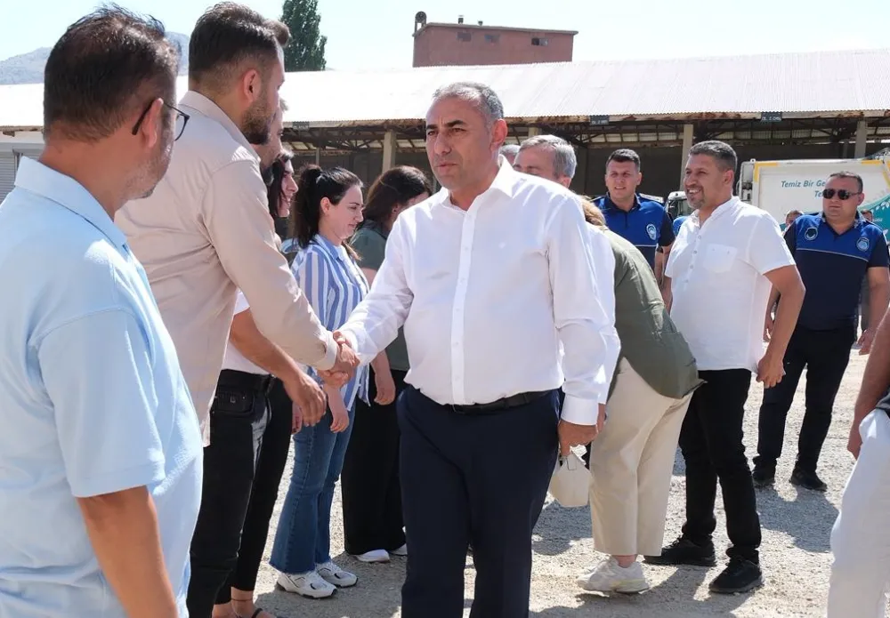 Başkan Geçer, Tufanbeyli’de bir dizi inceleme ve ziyarette bulundu!