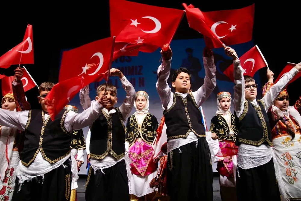 Seyhan Belediyesinden 30 Ağustos’a Özel Çocuk Şöleni