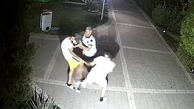 Oğluyla kavga eden çocuğu darbetti