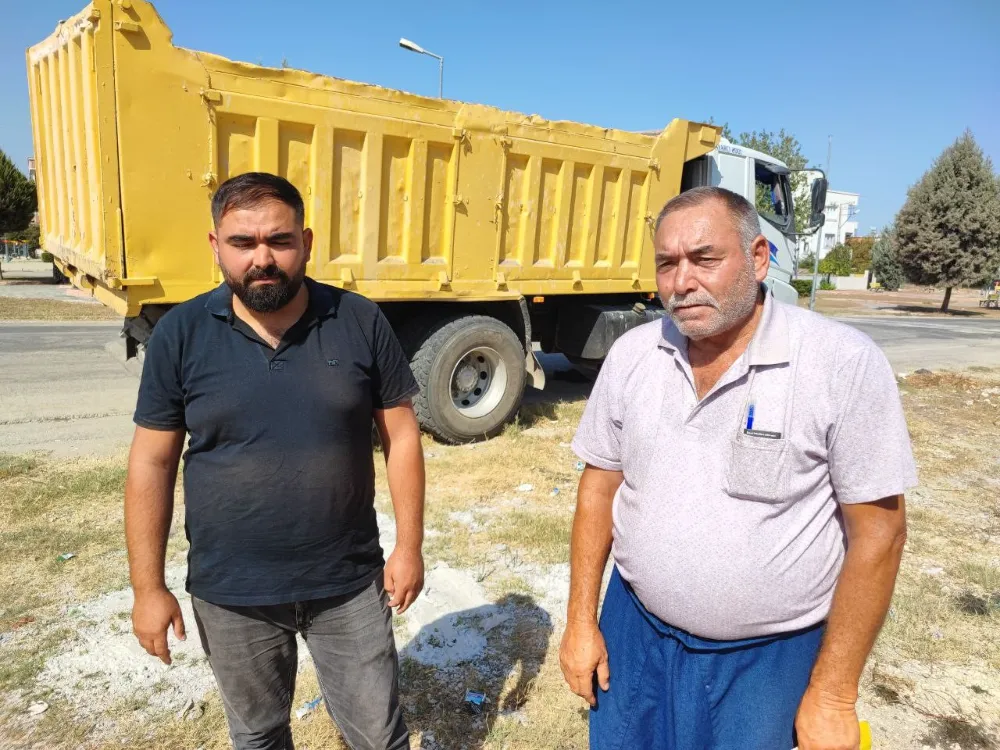 Baba ve oğlu 467 bin liralık karşılıksız çekle dolandırıldıklarını iddia etti