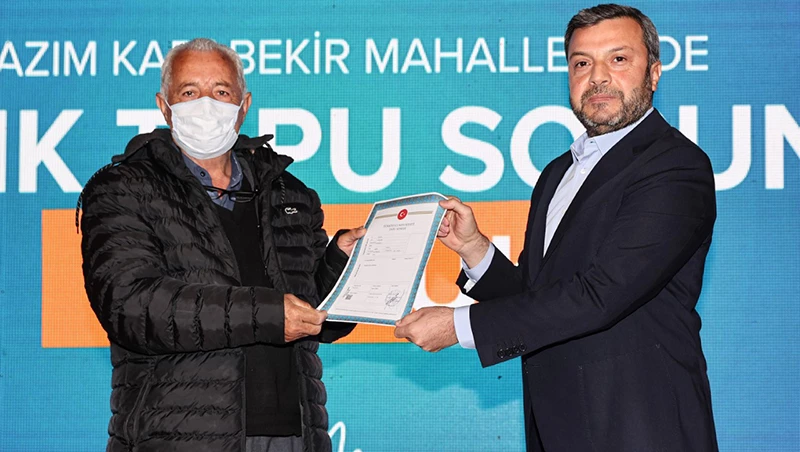 Başkan Kocaispir 28 Yıllık Tapu Sorununu Çözdü