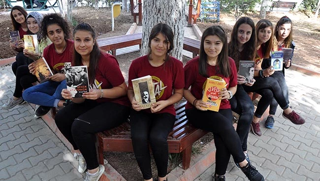 Kitap bağışı 5 yıl hapisten kurtardı...