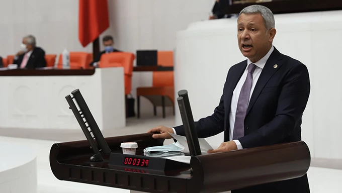 Sümer, “Benzinin fiyatı bir buçuk ayda 60 kez değişti“