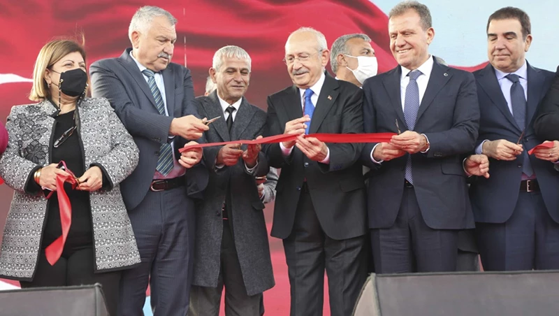 Kozanlılar Kılıçdaroğlu ve Karalar’ı bağrına bastı