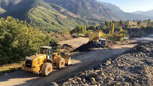 Çöken Pozantı-Çamardı karayolu yeniden yapılıyor