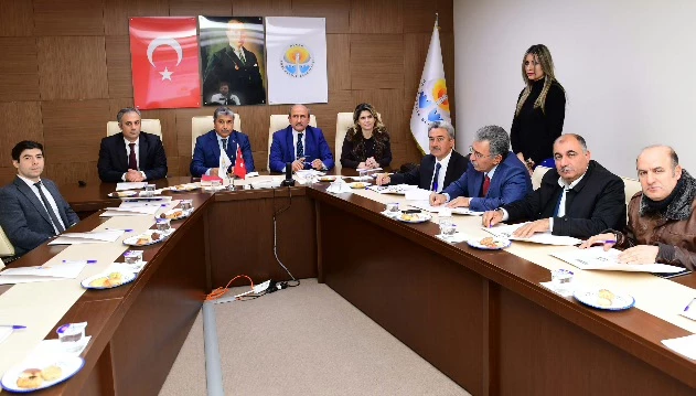 Adanalı çiftçi hibe ve teşviğe giden yolu öğreniyor !