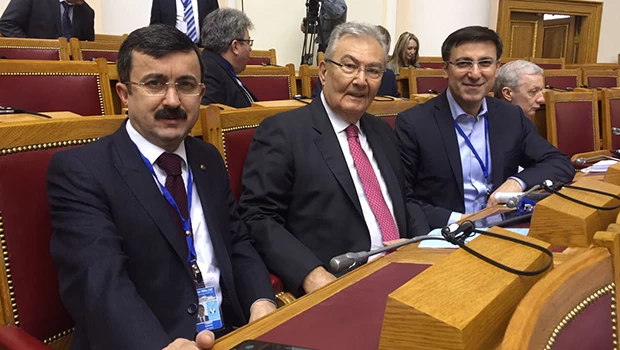 Milletvekili Küçükcan, 