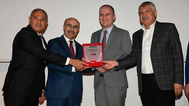 “Sanayi altyapımız ve birlikteliğimiz bizi ileriye taşıyacak”