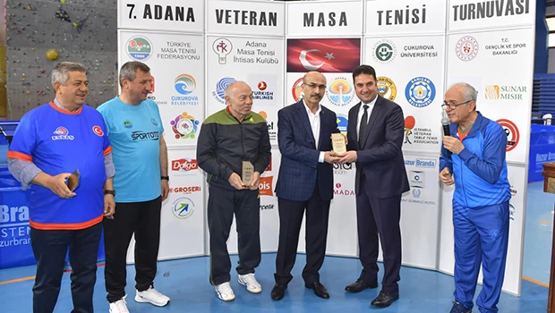 Demirtaş, Masa Tenisi ve Fotoğraf  Sergisini Açtı...