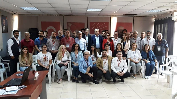 CHP Üyelerine  Temel Siyasi Eğitim