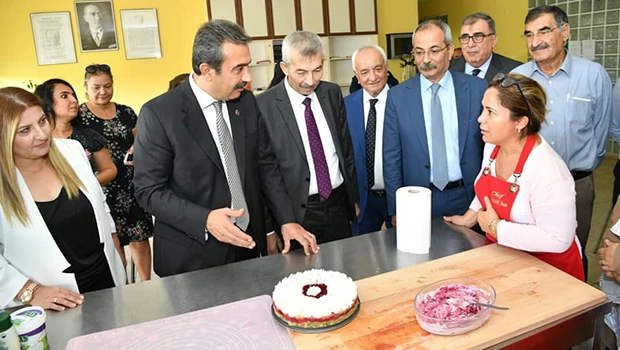 Kadınlar DABB’da meslek öğreniyor